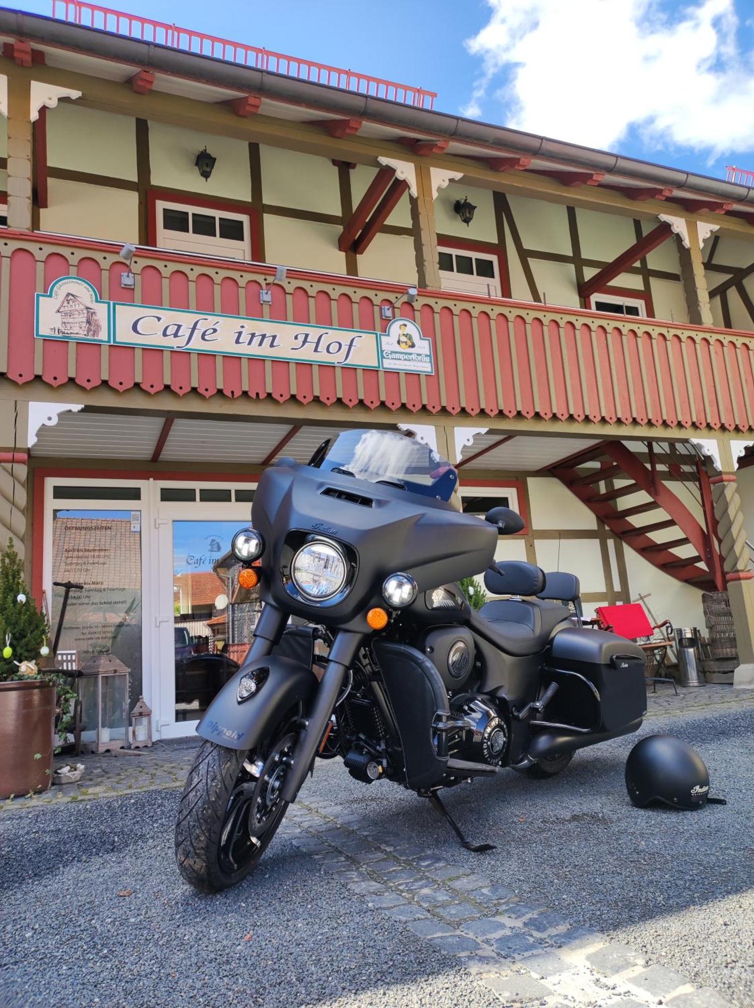 Cafe Im Hof- Bed & Breakfast Streufdorf Ngoại thất bức ảnh