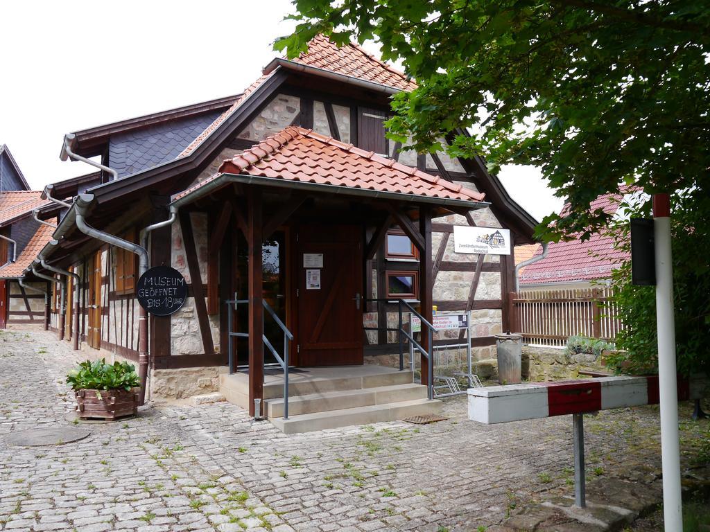 Cafe Im Hof- Bed & Breakfast Streufdorf Ngoại thất bức ảnh
