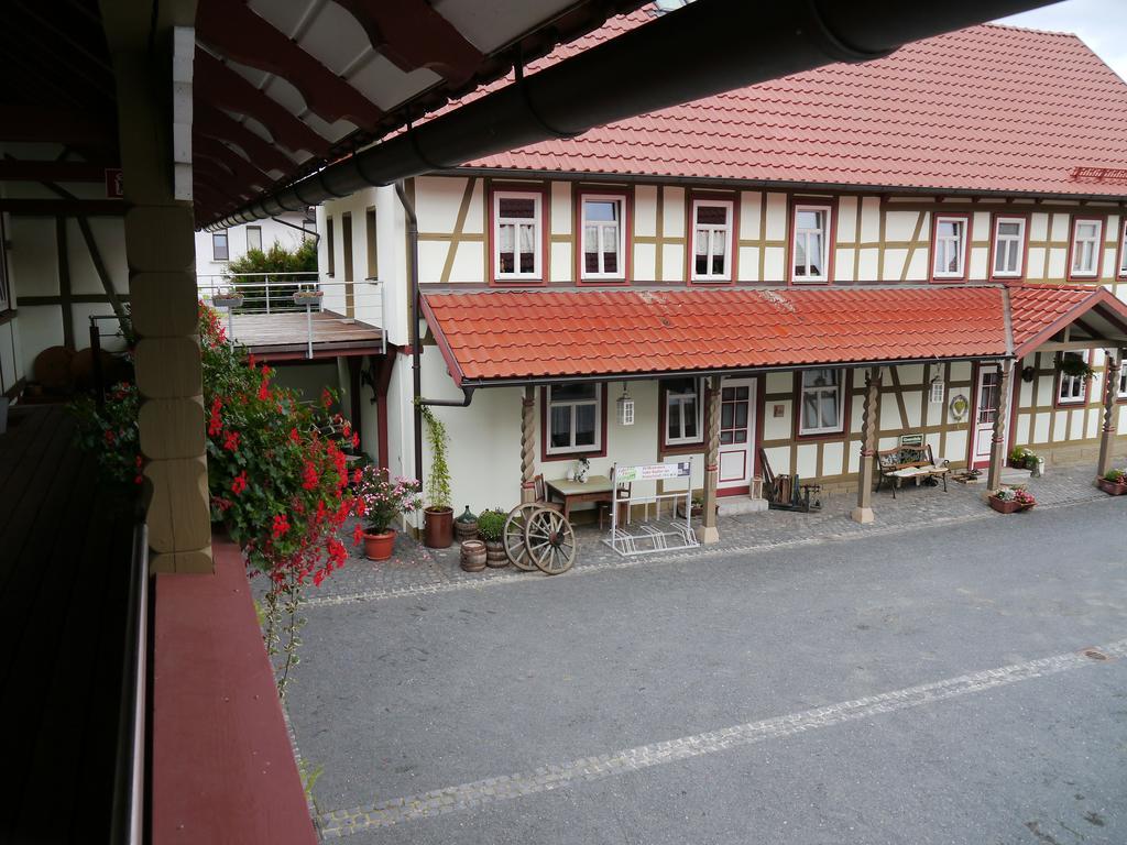 Cafe Im Hof- Bed & Breakfast Streufdorf Ngoại thất bức ảnh