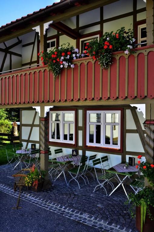 Cafe Im Hof- Bed & Breakfast Streufdorf Ngoại thất bức ảnh